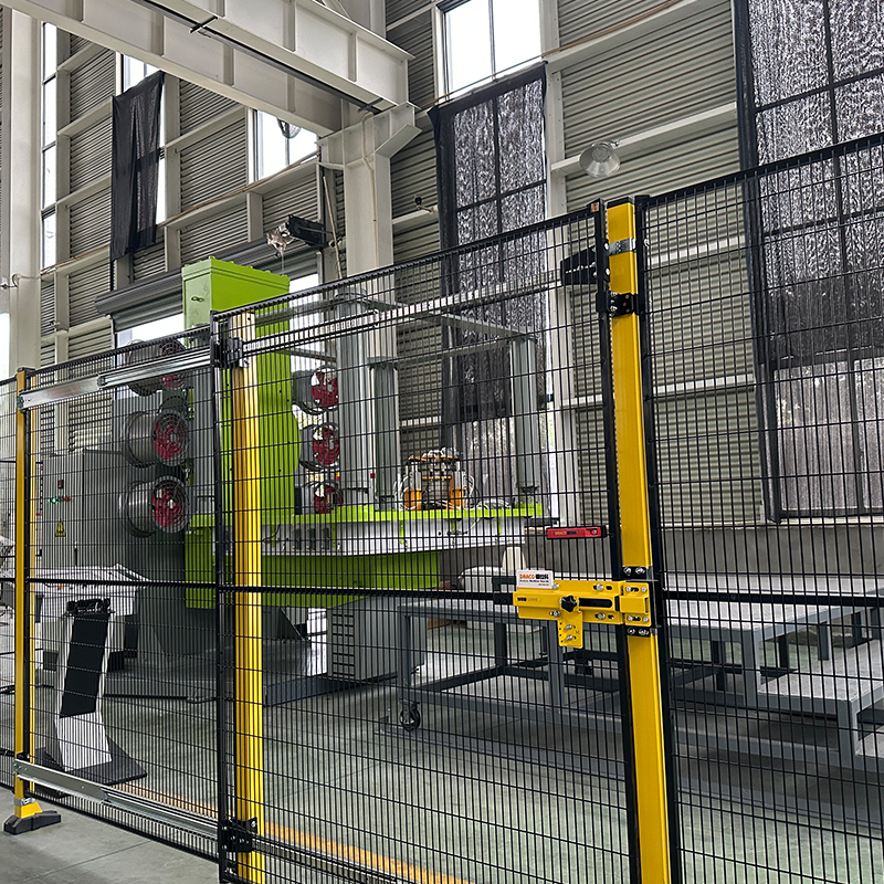 Electrically Heated Rotational Molding Mold